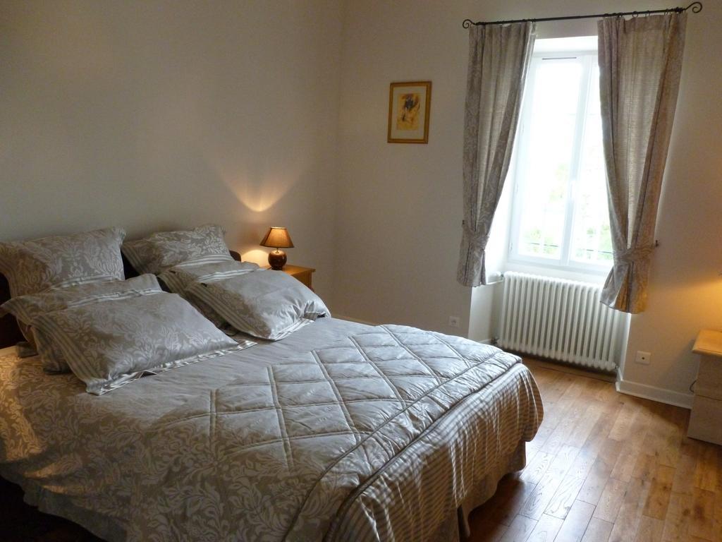 Ancien Haras De La Tour Bed & Breakfast Lamothe-Landerron Exterior photo